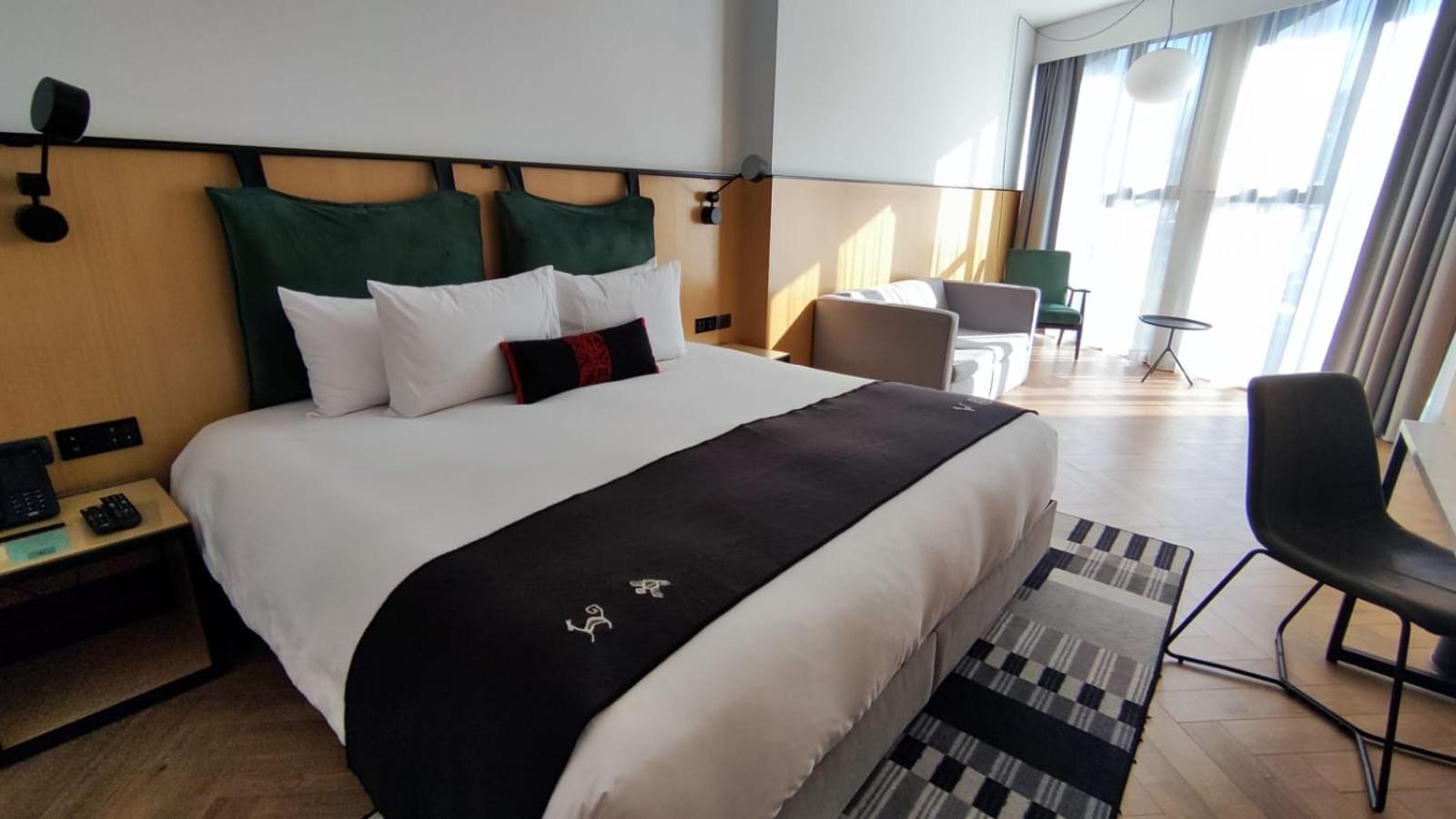 Met Hotel La Paz Exteriör bild